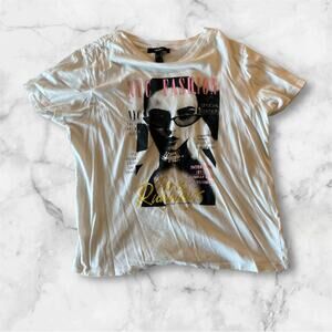 Forever 21 NYC Fashion Paris Runways Women Graphic T-Shirt Size M